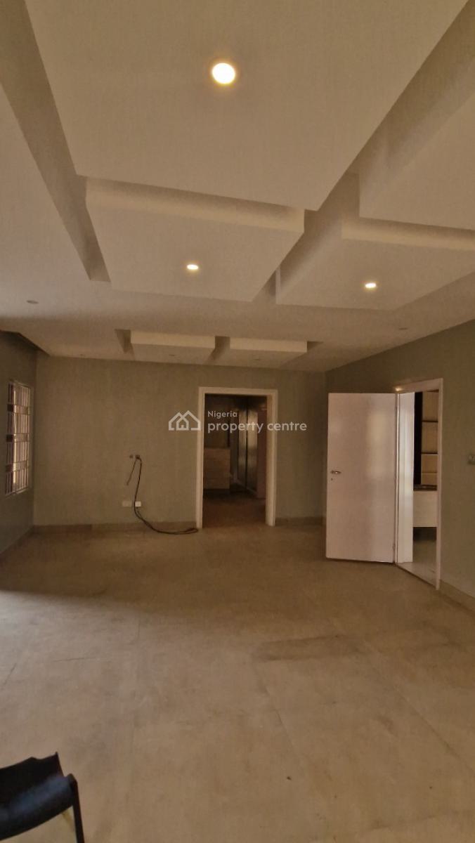 Neatly Used 5 Bedrooms Detached House, Northern Foreshore Estate, Off Chevron Drive, Lekki, Lagos, Lekki, Lagos, Detached Duplex for Rent