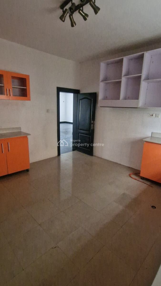 Neatly Used 5 Bedrooms Detached House (prototype), Northern Foreshore Estate, Off Chevron Drive, Lekki, Lagos., Lekki, Lagos, Detached Duplex for Rent