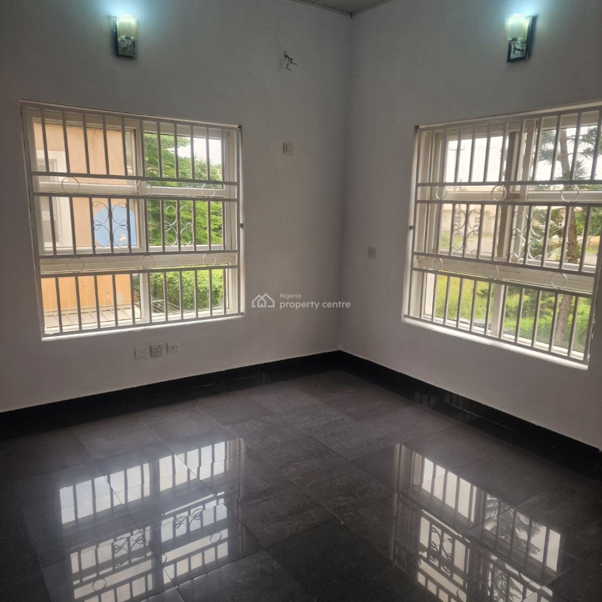 Neatly Used 5 Bedrooms Detached House (prototype), Northern Foreshore Estate, Off Chevron Drive, Lekki, Lagos., Lekki, Lagos, Detached Duplex for Rent