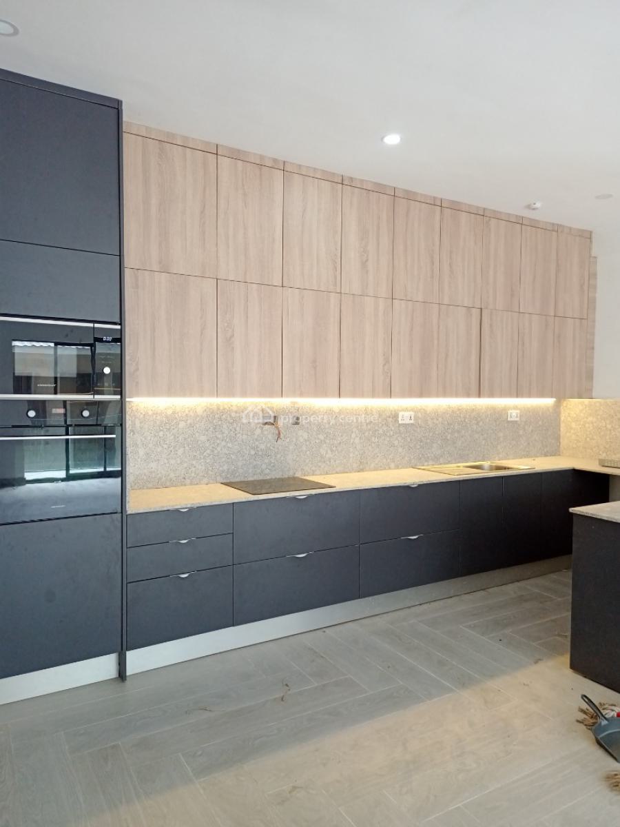 Newly Built and Luxury Finished 2 Bedroom Apartment, in an Estate at Ikate, Lekki Phase 2, Lekki, Lagos, Flat / Apartment for Sale