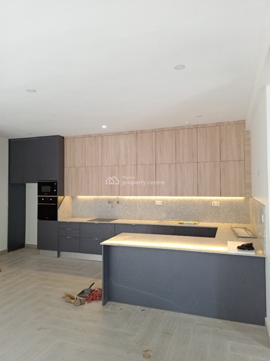 Newly Built and Luxury Finished 2 Bedroom Apartment, in an Estate at Ikate, Lekki Phase 2, Lekki, Lagos, Flat / Apartment for Sale