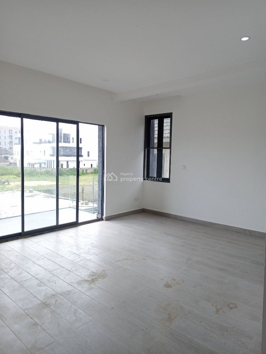 Newly Built and Luxury Finished 2 Bedroom Apartment, in an Estate at Ikate, Lekki Phase 2, Lekki, Lagos, Flat / Apartment for Sale