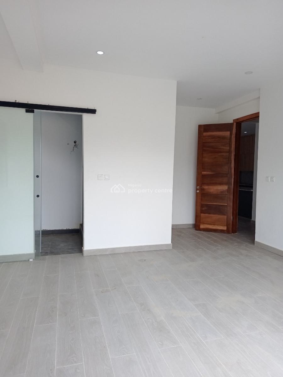 Newly Built and Luxury Finished 2 Bedroom Apartment, in an Estate at Ikate, Lekki Phase 2, Lekki, Lagos, Flat / Apartment for Sale