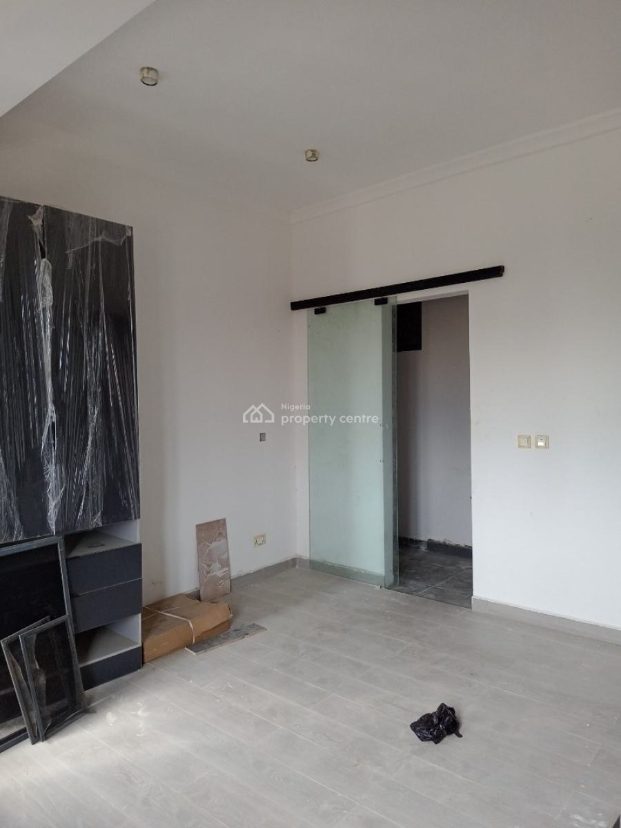 Newly Built and Luxury Finished 2 Bedroom Apartment, in an Estate at Ikate, Lekki Phase 2, Lekki, Lagos, Flat / Apartment for Sale