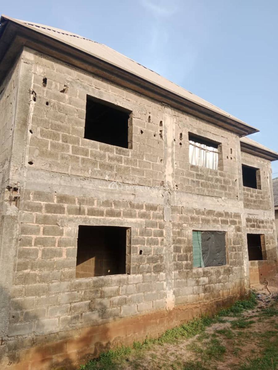 4 Bedroom Flat Apartment, Magboro Beside Deab Estate, Magboro, Ogun, Block of Flats for Sale