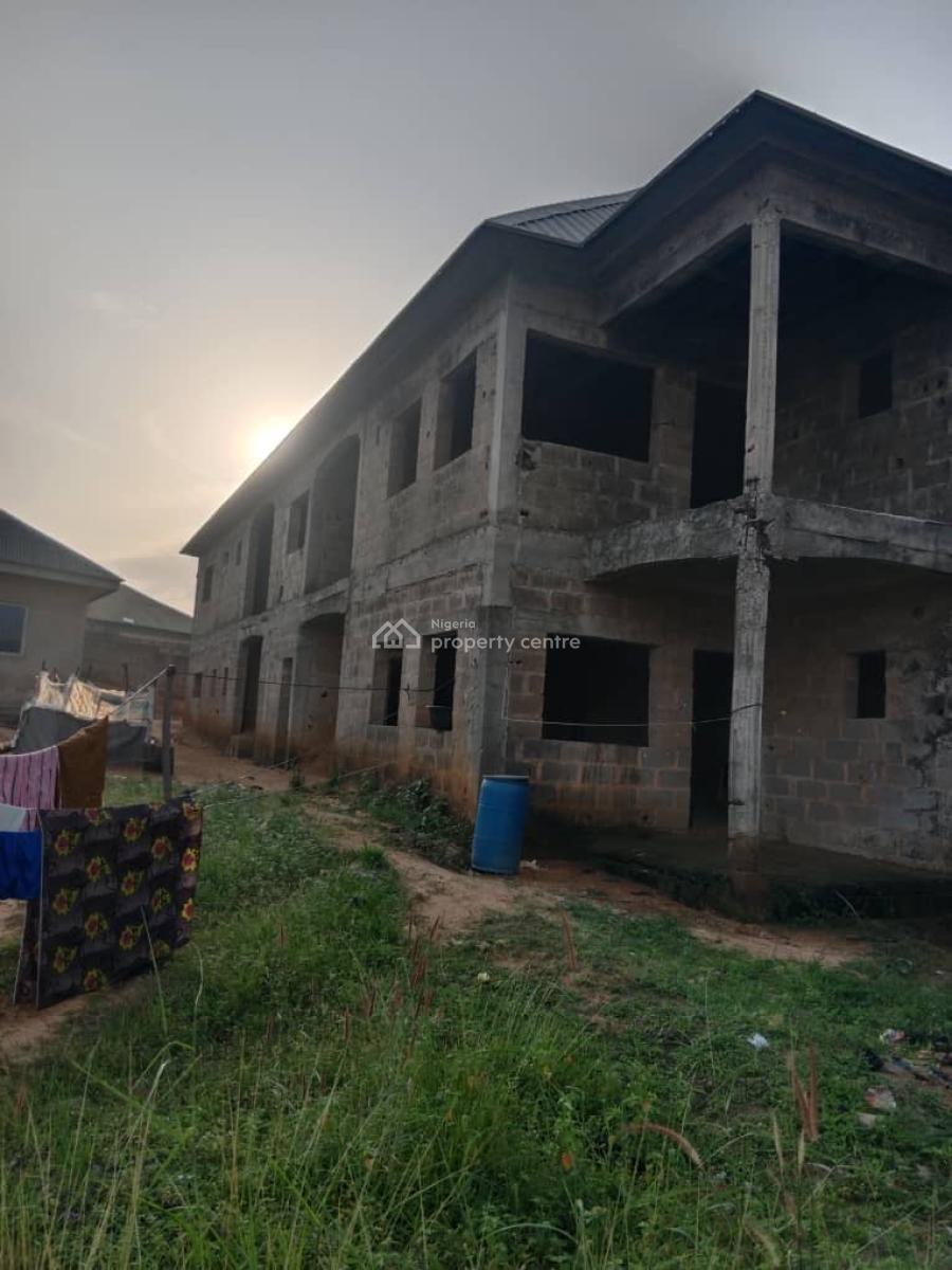 4 Bedroom Flat Apartment, Magboro Beside Deab Estate, Magboro, Ogun, Block of Flats for Sale