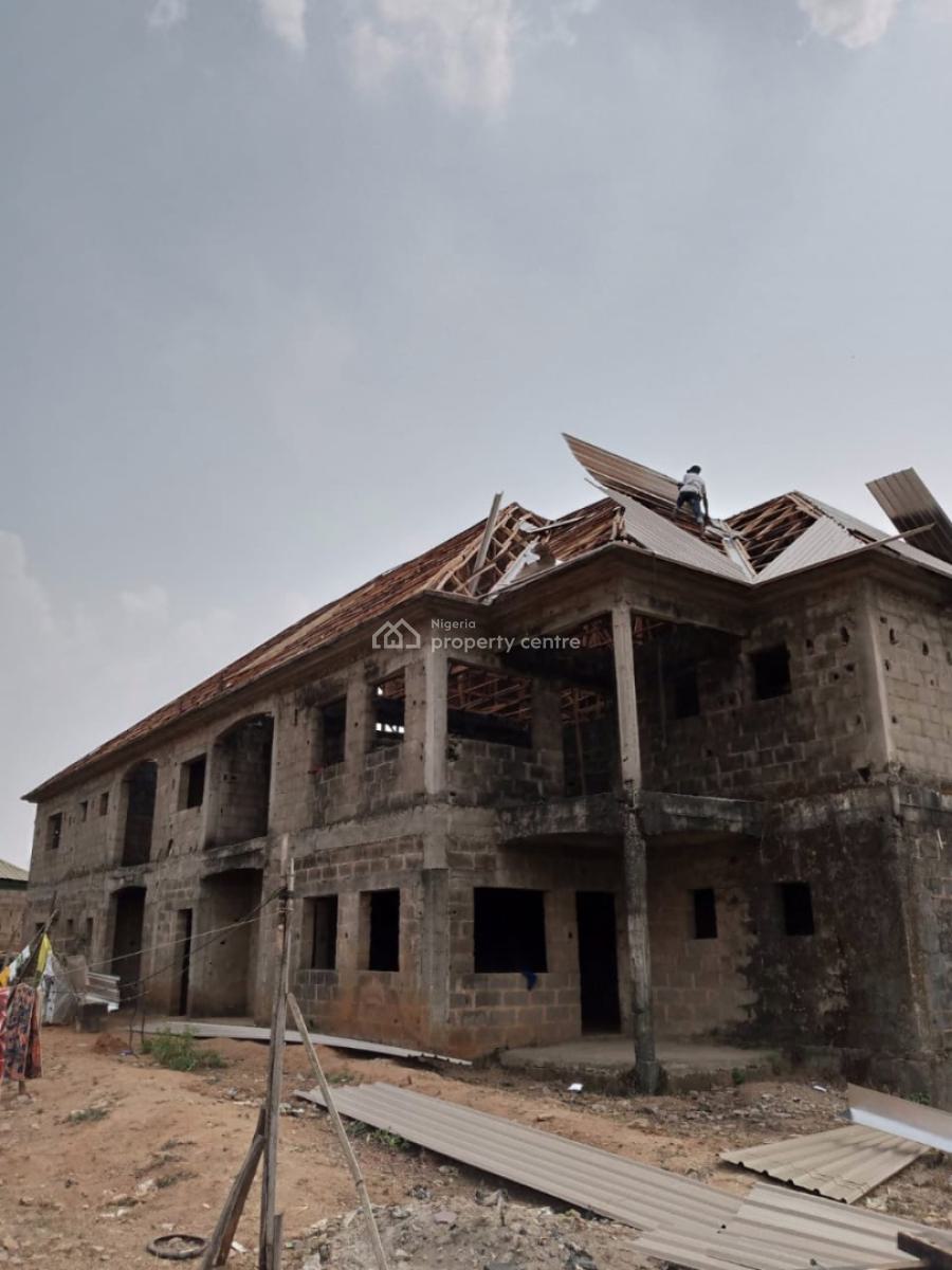 4 Bedroom Flat Apartment, Magboro Beside Deab Estate, Magboro, Ogun, Block of Flats for Sale