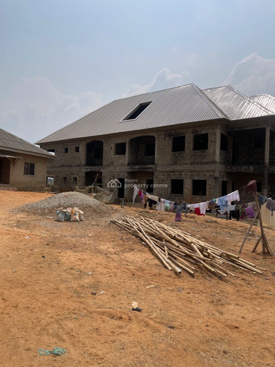 4 Bedroom Flat Apartment, Magboro Beside Deab Estate, Magboro, Ogun, Block of Flats for Sale