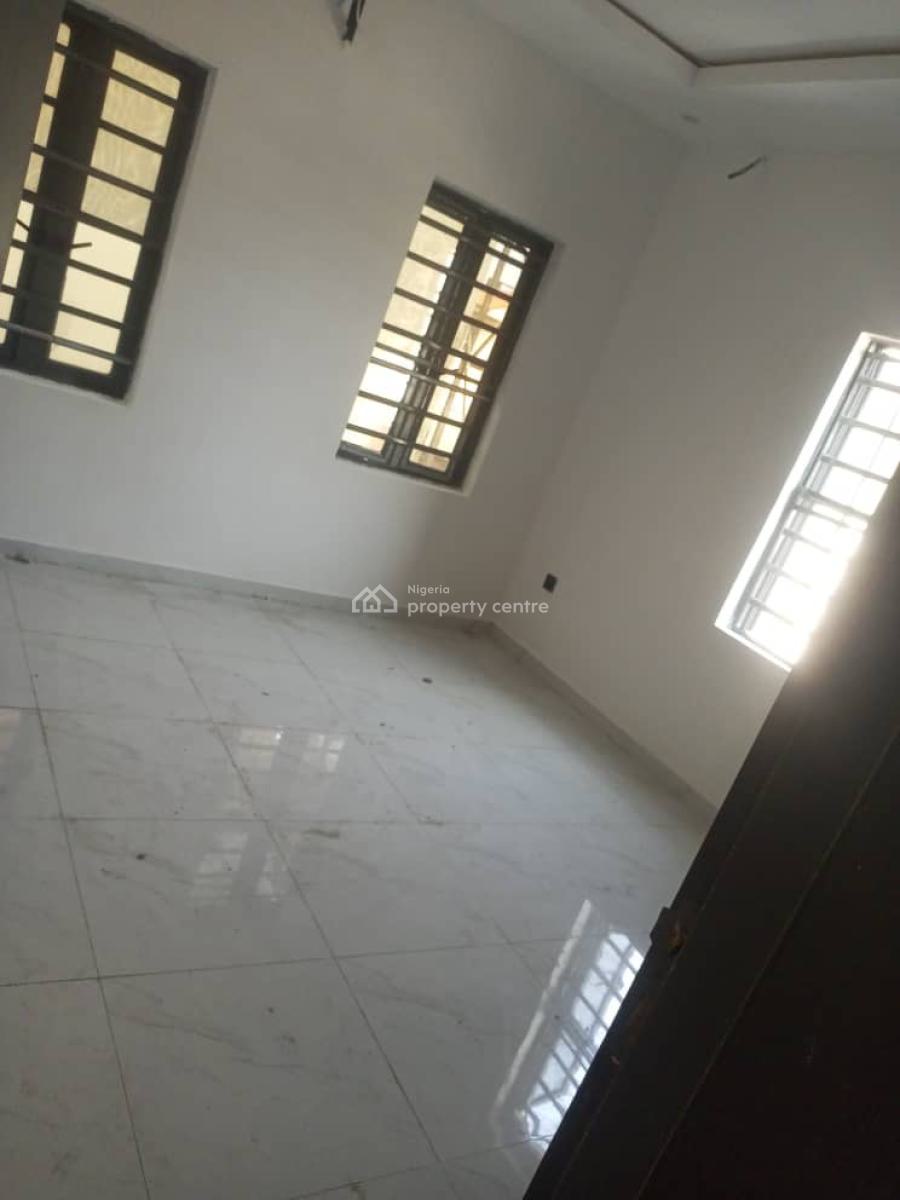 a Self Serviced 2 Bedroom Flat, Lekki Phase 1, Lekki, Lagos, Flat / Apartment for Rent