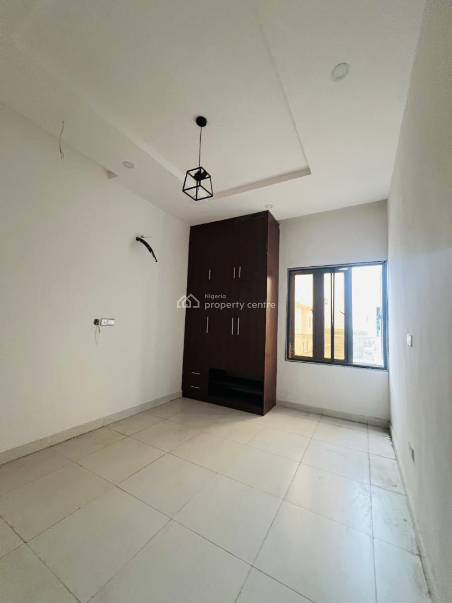Distress 5 Bedroom Detached Duplex on Two Floors with Swimming Pool, Lekki Palm City Estate, Ajah, Lagos, Detached Duplex for Sale