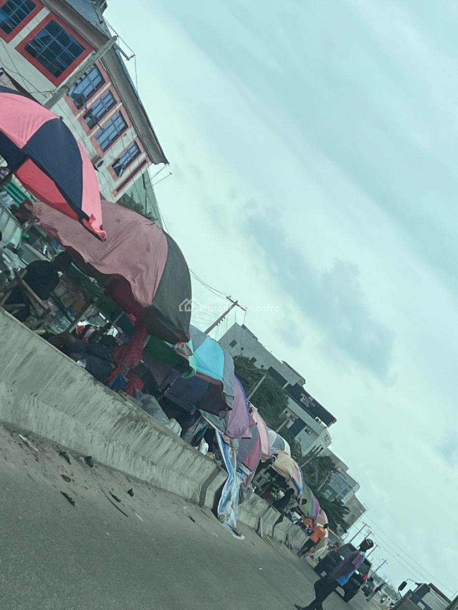 Prime 760sqm Plot for S -- Off Lekki-epe Expressway, Off The Expressway By Jakande, Lekki Phase 1, Lekki, Lagos, Mixed-use Land for Sale