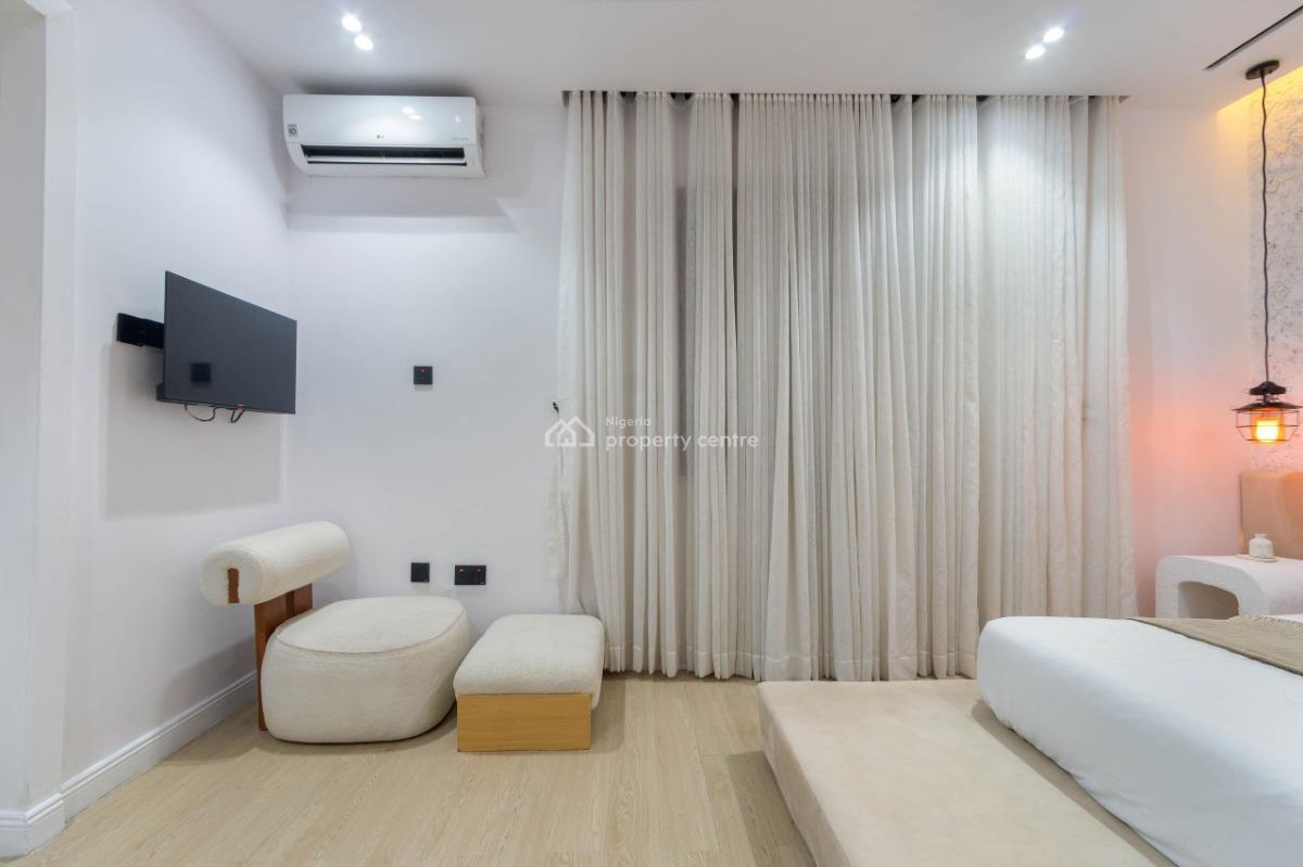 Luxurious 1 Bedroom Apartment, Lekki Phase 1, Lekki, Lagos, Flat / Apartment Short Let