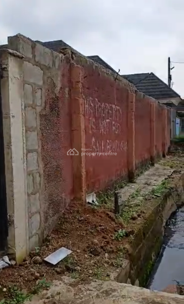 Vacant 671 Square Meters Bareland, Sogungle Road, Onigbonbo, Ikeja, Lagos, Residential Land for Sale