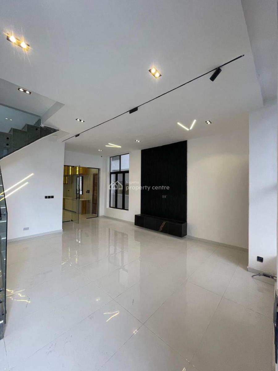 4 Bedroom Luxurious Duplex, Ikota, Lekki, Lagos, Detached Duplex for Sale