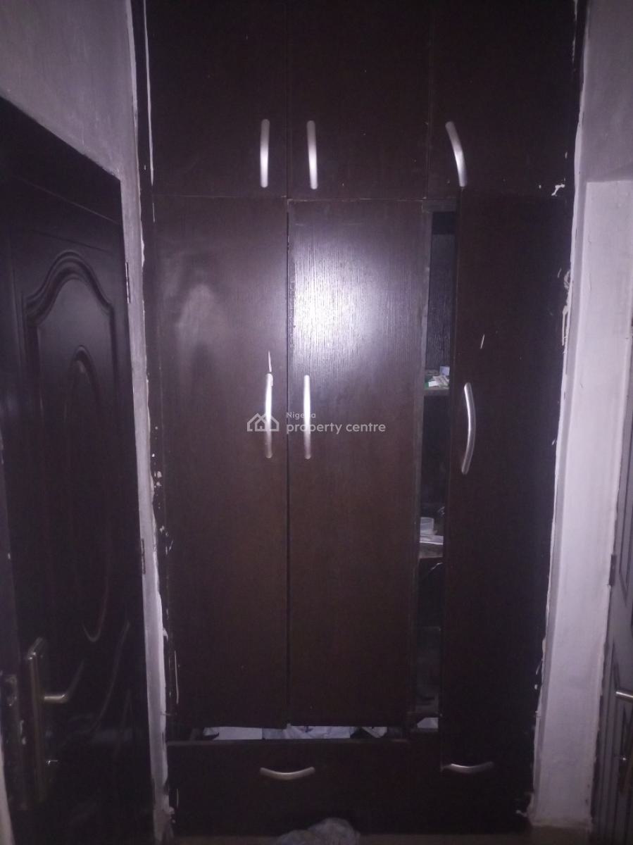 Sizable 3 Bedroom Flat, Mabushi District By Mobil Filling Station, Mabushi, Abuja, Flat / Apartment for Rent