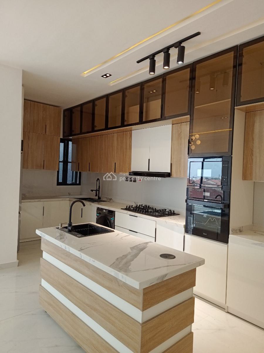 Luxury 2 Bedroom Apartment, Ikate, Lekki, Lagos, Block of Flats for Sale