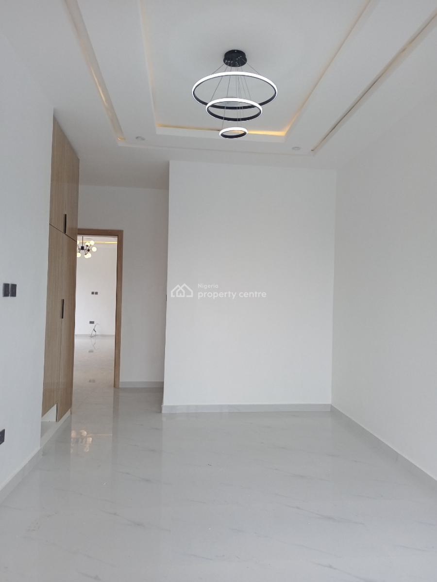 Luxury 2 Bedroom Apartment, Ikate, Lekki, Lagos, Block of Flats for Sale