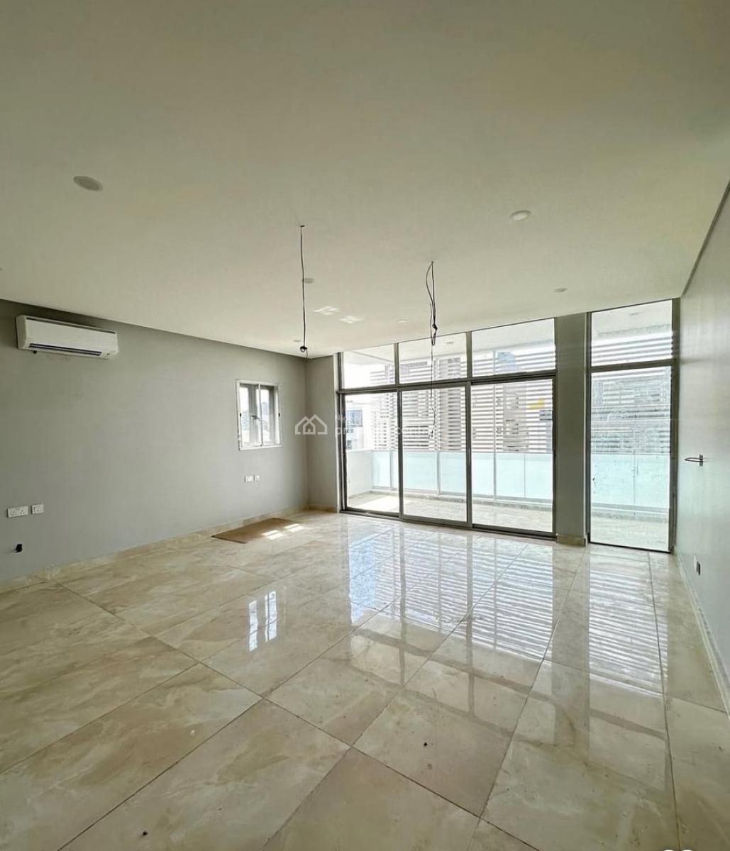 Massive 5 Bedroom Fully Detached with a Rooftop Terrace, Lekki Phase 1, Lekki, Lagos, Detached Duplex for Sale