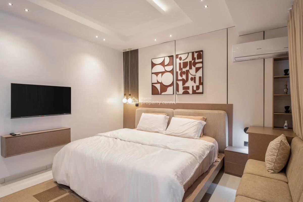 2 Bedroom Apartment with Ps 5 and Top Notch Amenities Available for Sh, Lekki Phase 1, Lekki, Lagos, Flat / Apartment Short Let