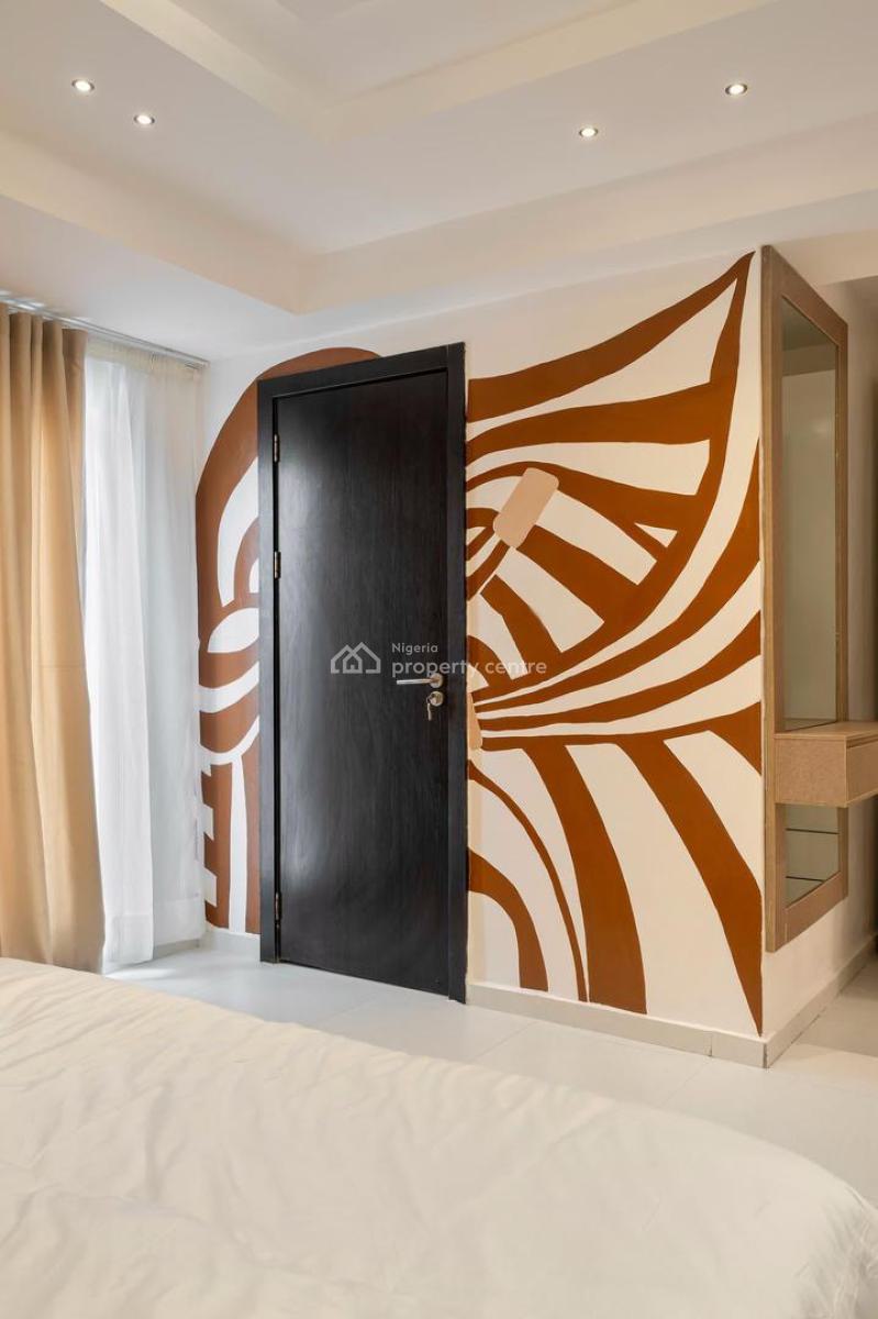 2 Bedroom Apartment with Ps 5 and Top Notch Amenities Available for Sh, Lekki Phase 1, Lekki, Lagos, Flat / Apartment Short Let