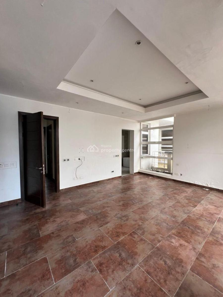 Nicely Maintained 2 Bedroom Luxurious Penthouse with Elevator Access, Banana Island, Ikoyi, Lagos, Flat / Apartment for Rent