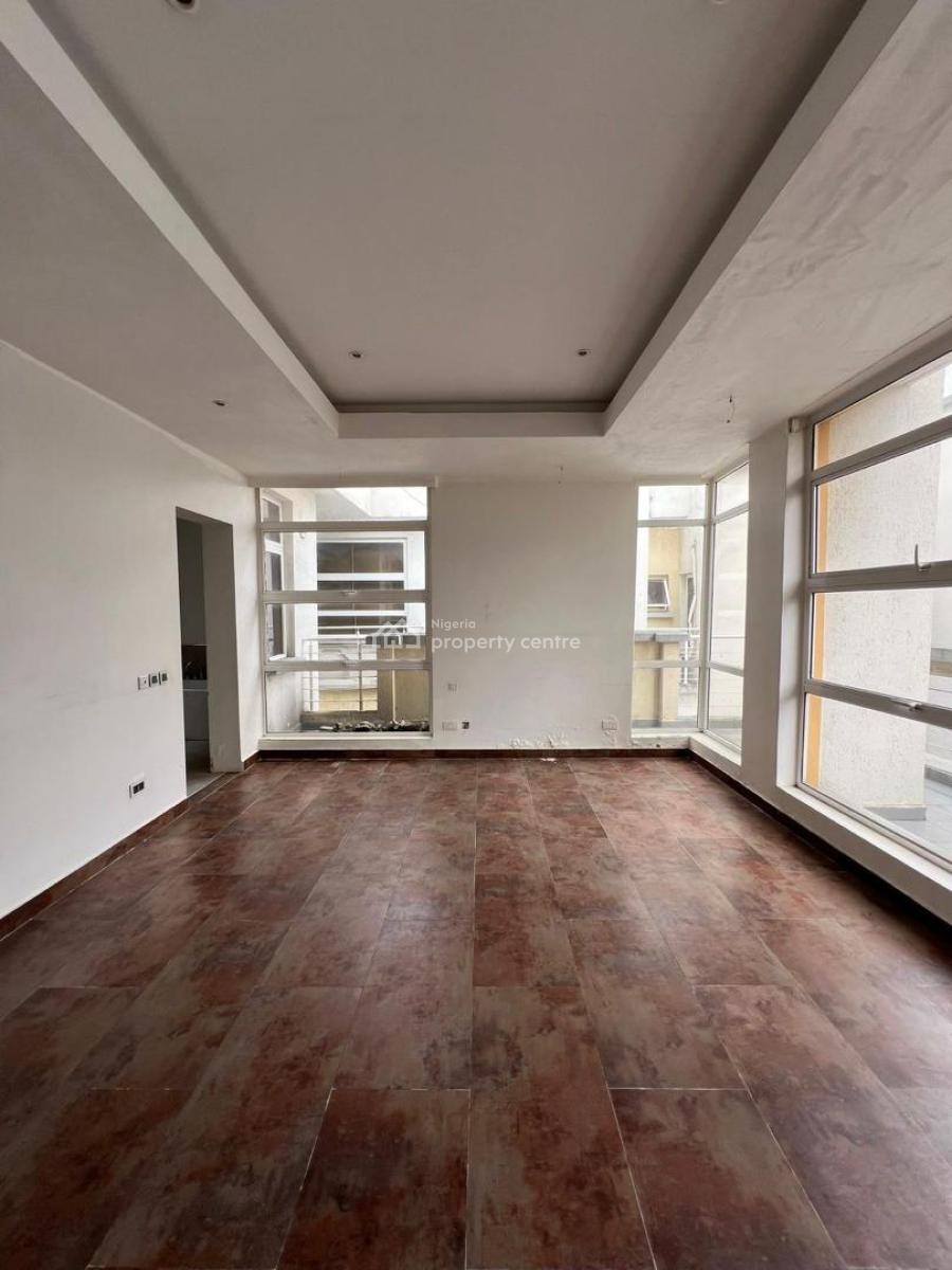 Nicely Maintained 2 Bedroom Luxurious Penthouse with Elevator Access, Banana Island, Ikoyi, Lagos, Flat / Apartment for Rent