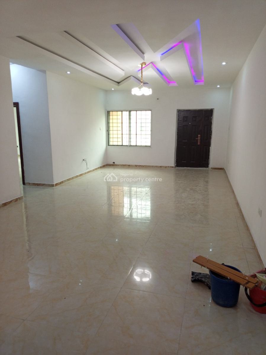 Beautiful N Spacious 2bedroom 24hours Light Up, Chevron Drive, Lekki, Lagos, Flat / Apartment for Rent