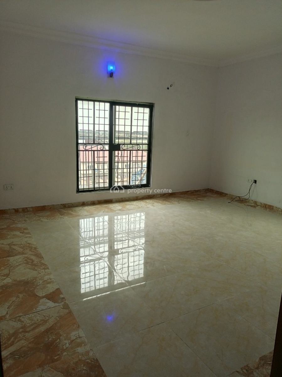 Beautiful N Spacious 2bedroom 24hours Light Up, Chevron Drive, Lekki, Lagos, Flat / Apartment for Rent