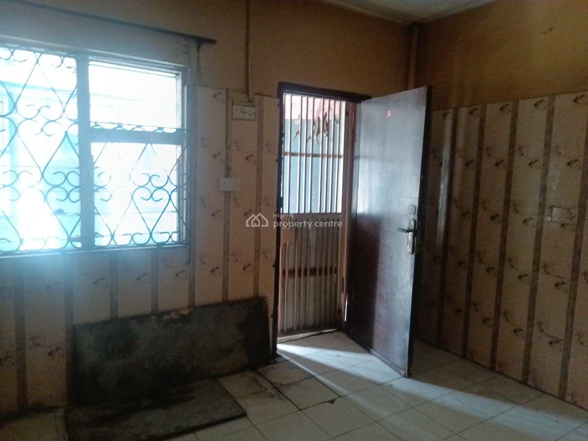 2 Bedroom Spacious Apartment Off Bode Thomas Street, Surulere, Off Bode Thomas, Surulere, Lagos, Flat / Apartment for Rent