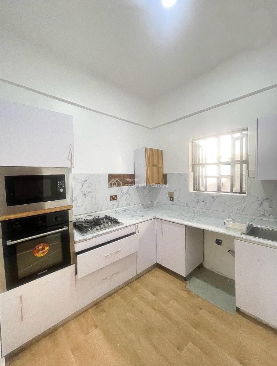 Well Built 1-bedroom Mini Flat --, Ikate, Ikate, Lekki, Lagos, Mini Flat (room and Parlour) for Rent