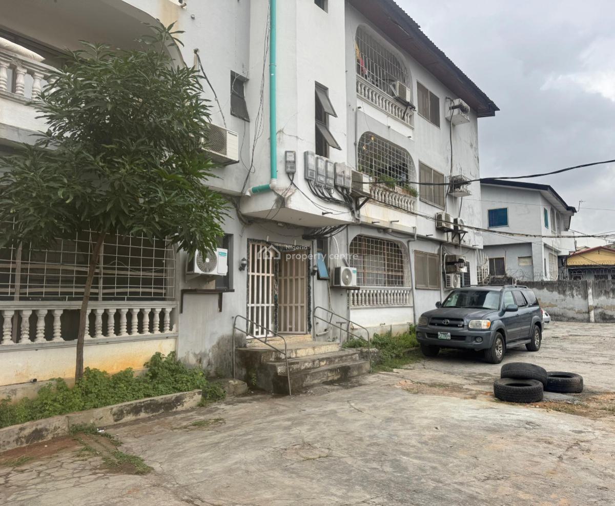 Premium Cornerpiece Property on 648sqm, Alagomeji, Yaba, Lagos, Commercial Land for Sale