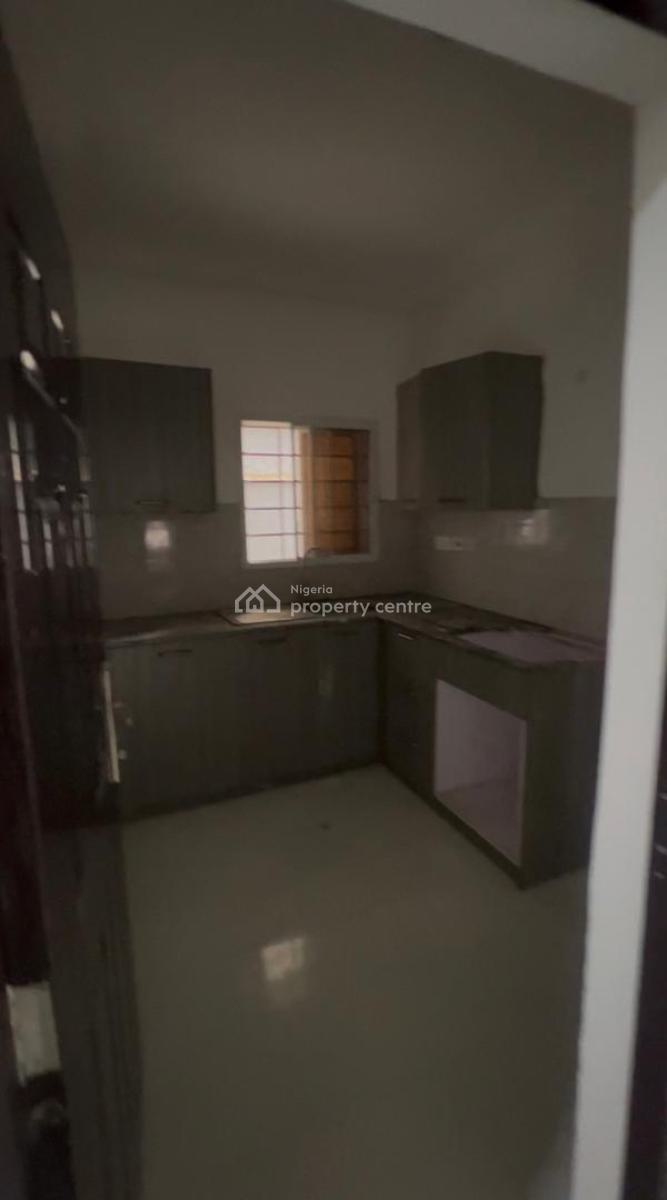 Ground Floor 2bedroom Apartment, Orchid Road, Lekki Expressway, Lekki, Lagos, Flat / Apartment for Sale