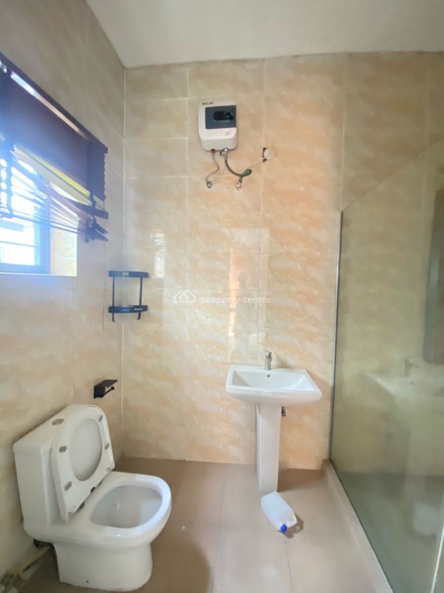Spacious 4 Bedroom Terrace Duplex with Constant Light, Vgc, Lekki, Lagos, Terraced Duplex for Rent