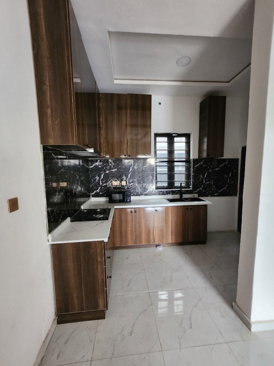 Spacious 1-bedroom Apartment, Orchid, Lekki, Lagos, Mini Flat (room and Parlour) for Rent