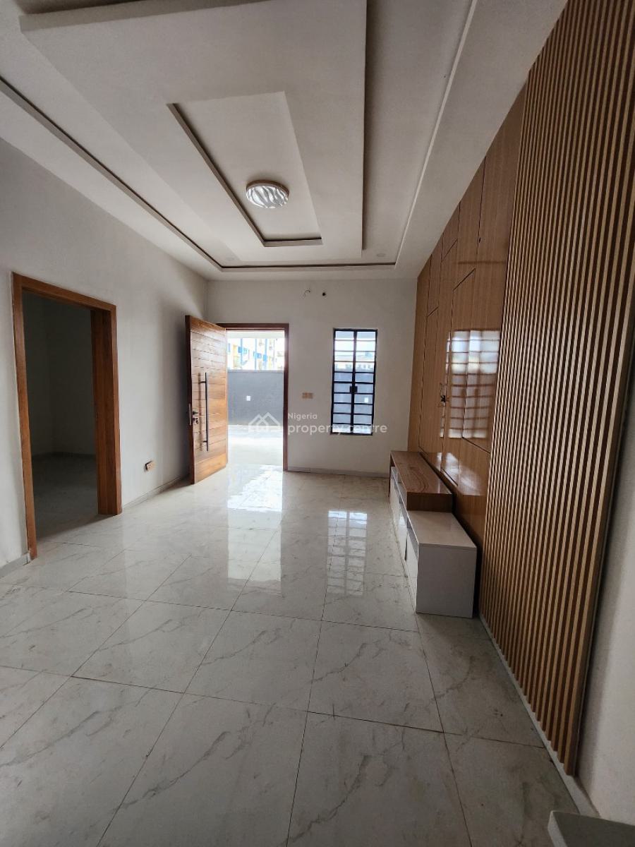 Spacious 1-bedroom Apartment, Orchid, Lekki, Lagos, Mini Flat (room and Parlour) for Rent