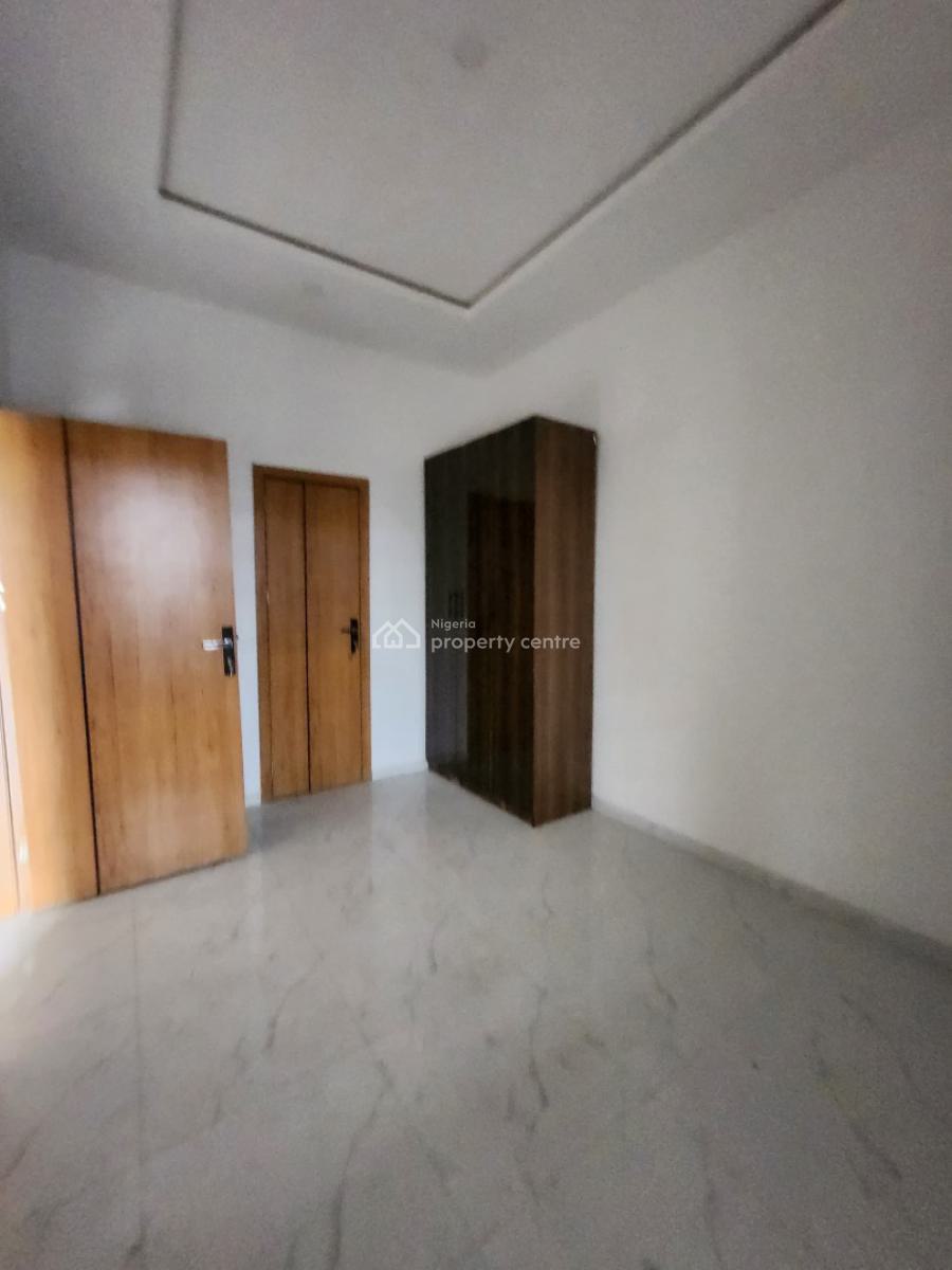 Spacious 1-bedroom Apartment, Orchid, Lekki, Lagos, Mini Flat (room and Parlour) for Rent