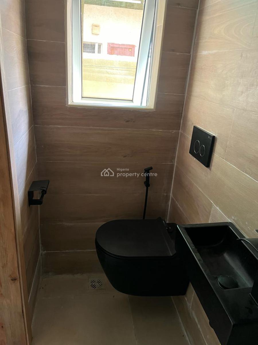 Self Contained  Bq, Lekki Phase 1, Lekki, Lagos, Self Contain (single Rooms) for Rent