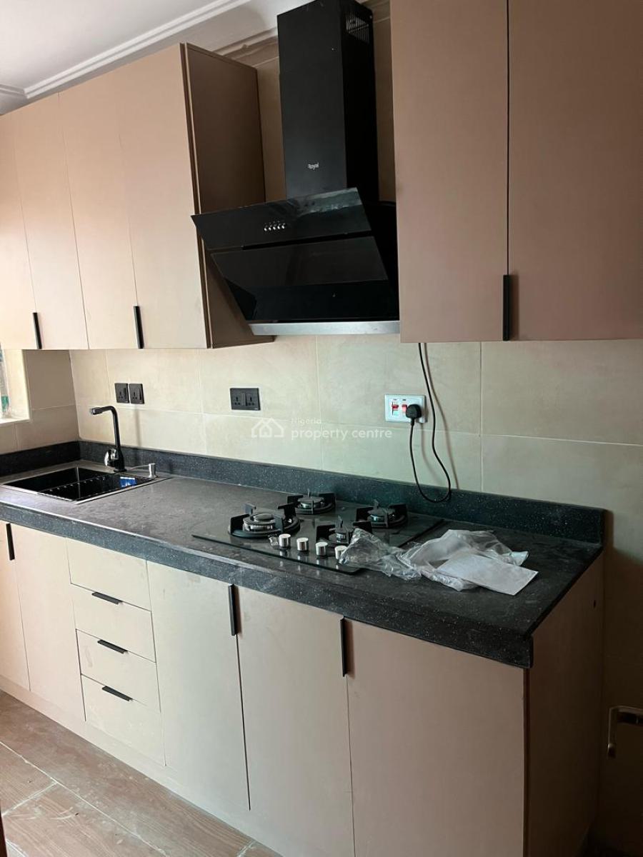 Self Contained  Bq, Lekki Phase 1, Lekki, Lagos, Self Contain (single Rooms) for Rent