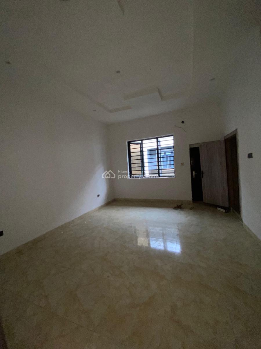 4 Bedroom Terrace Duplex in an Estate, Vgc, Lekki, Lagos, Terraced Duplex for Rent
