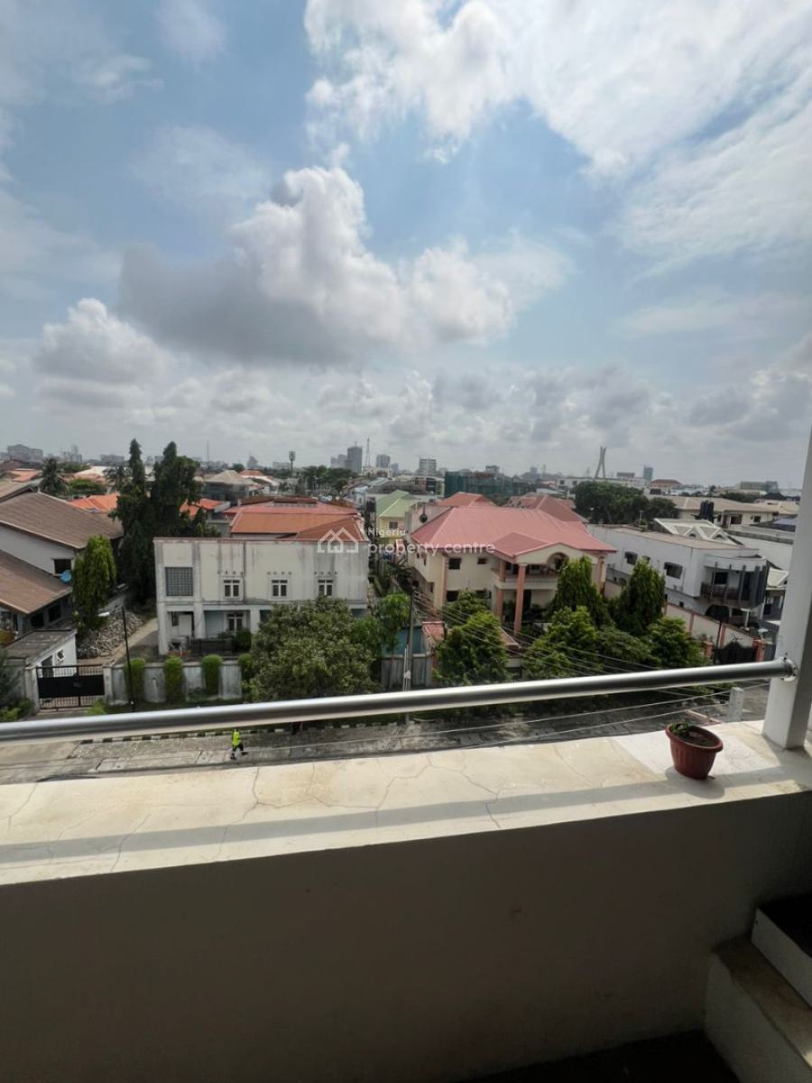 5 Bedrooms Semi-detached House with Bq, Off Admiralty Way, Lekki Phase 1, Lekki, Lagos, Semi-detached Duplex for Rent