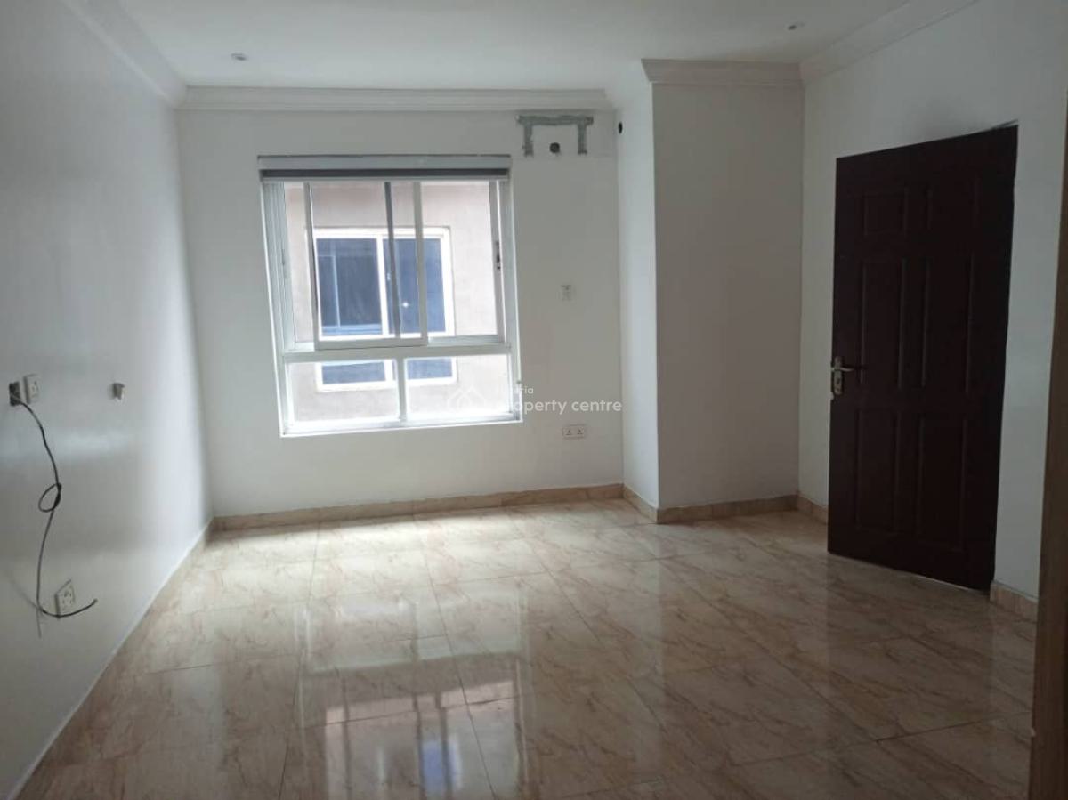 Lovely 2 Bedroom Apartment, First Gate, Jakande, Lekki, Lagos, Flat / Apartment for Rent