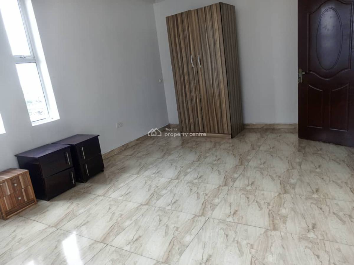 Lovely 2 Bedroom Apartment, First Gate, Jakande, Lekki, Lagos, Flat / Apartment for Rent