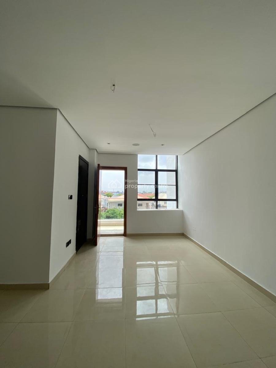 Newly Built 3 Bedroom Apartment with Bq, Gym, Pool, Lekki Phase 1, Lekki, Lagos, Flat / Apartment for Rent