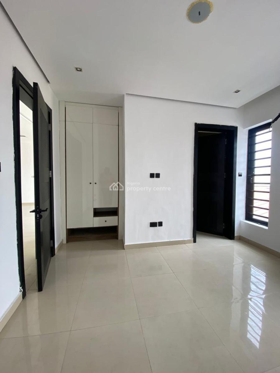 Newly Built 3 Bedroom Apartment with Bq, Gym, Pool, Lekki Phase 1, Lekki, Lagos, Flat / Apartment for Rent