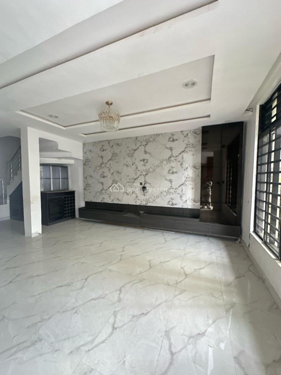 4 Bedroom Duplex in a Secured Estate, Orchid Road, Lekki, Lagos, Detached Duplex for Rent