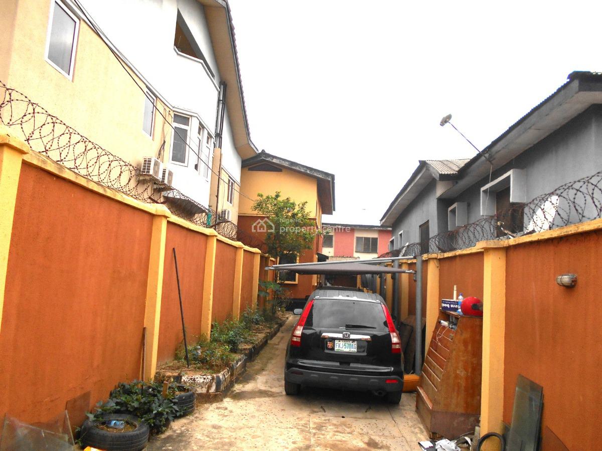 4bedroom Detached Duplex with Bq & Ample Parking Space on 332sqm Land, Progressive Estate, Ojodu Berger, Ojodu, Lagos, Detached Duplex for Sale