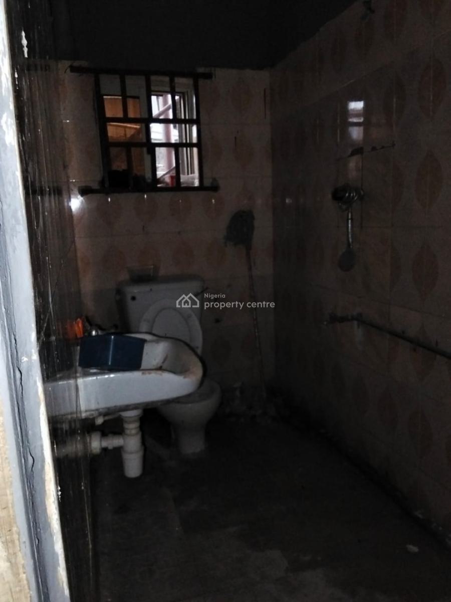 2 Bedroom Flat, Ground Floor at Palmgrove,, 2 Bedroom Flat, Ground Floor at Palmgrove,, Palmgrove, Ilupeju, Lagos, Flat / Apartment for Rent