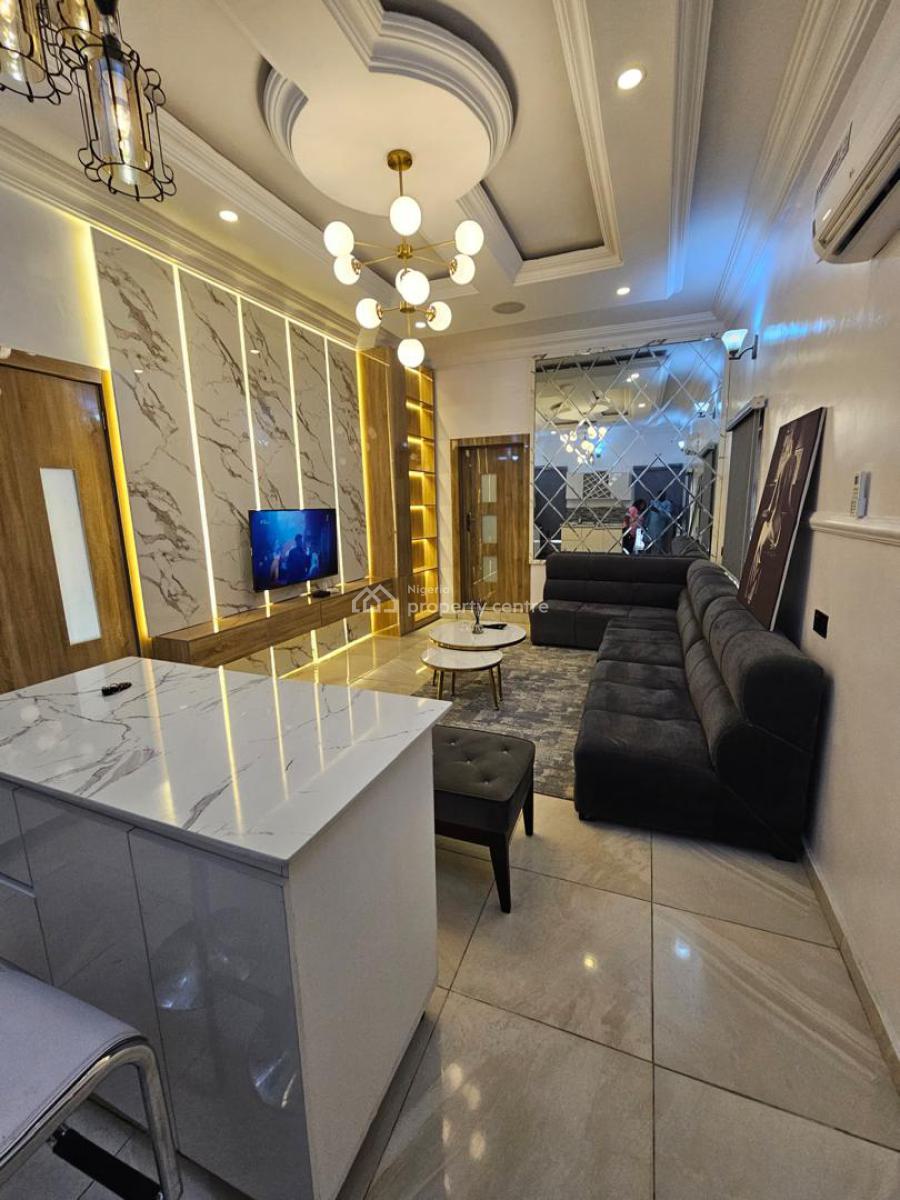 Luxury 1 Bedroom Apartment, Babatunde Dabiri Street, Lekki Phase 1, Lekki, Lagos, Mini Flat (room and Parlour) Short Let