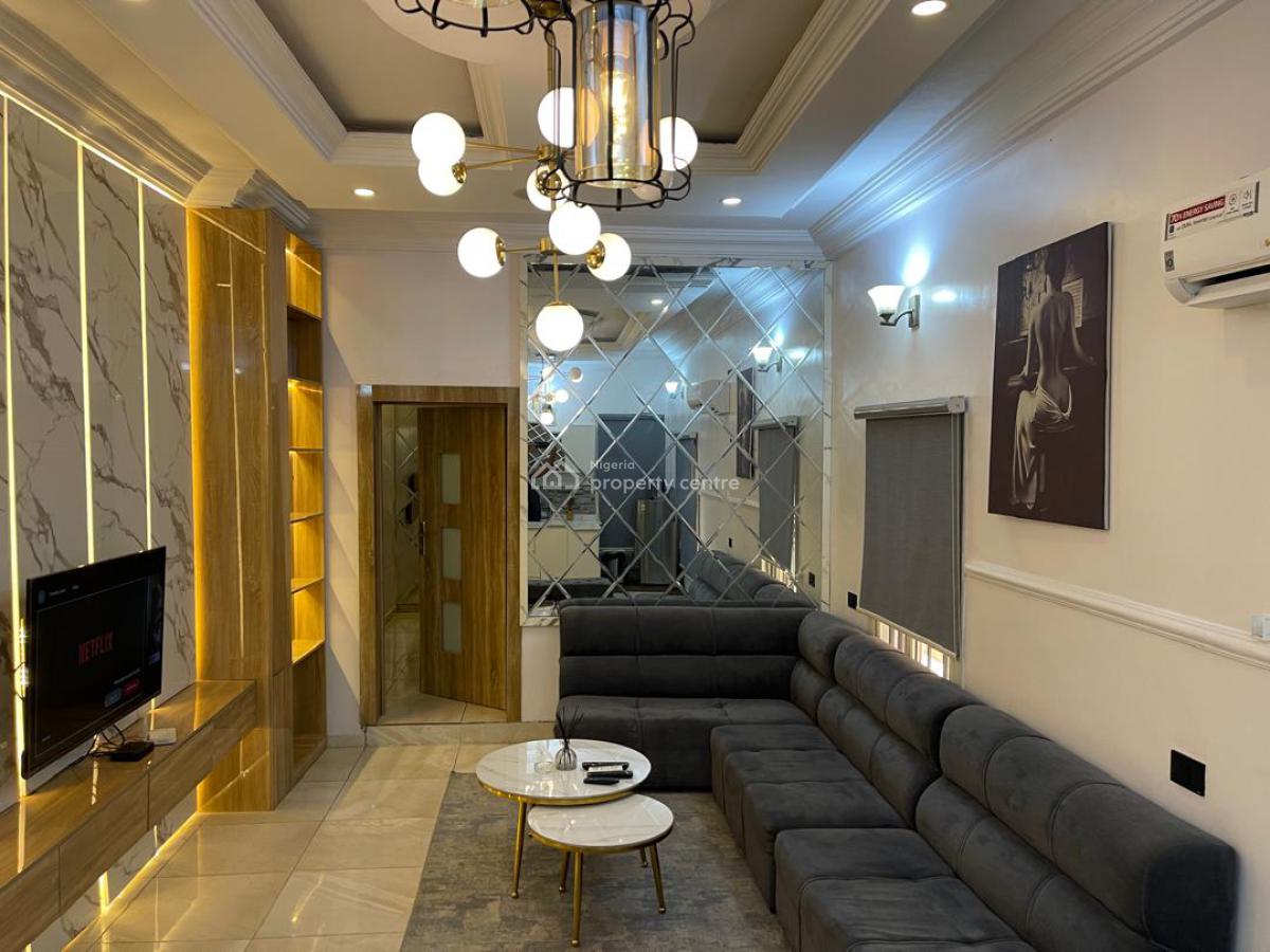 Luxury 1 Bedroom Apartment, Babatunde Dabiri Street, Lekki Phase 1, Lekki, Lagos, Mini Flat (room and Parlour) Short Let