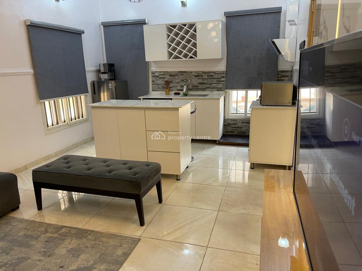 Luxury 1 Bedroom Apartment, Babatunde Dabiri Street, Lekki Phase 1, Lekki, Lagos, Mini Flat (room and Parlour) Short Let